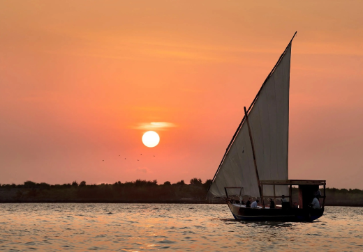 Sunset Dhow Cruise: (Sharing)